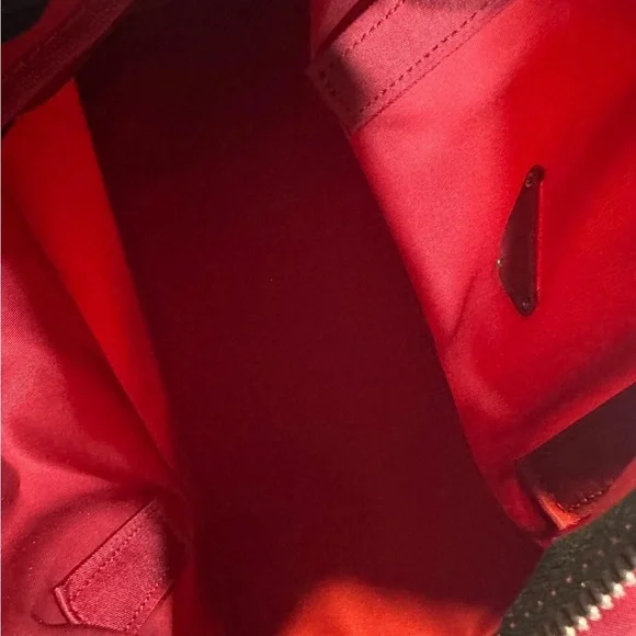 Prada Women's Red and Black Bag - Picture 6 of 16